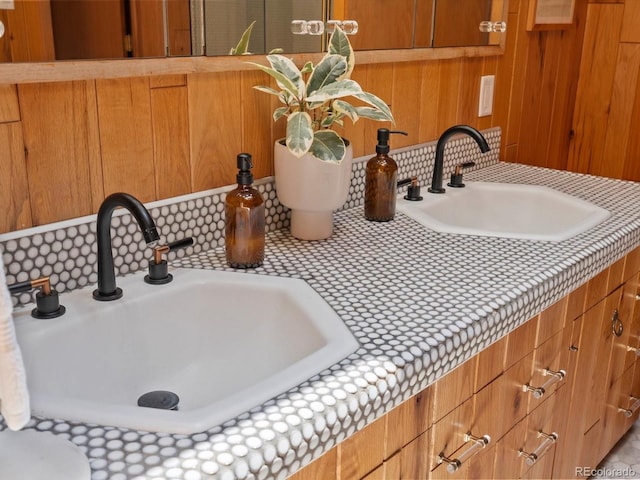 10400 W 35th Pl, Wheat Ridge, CO 80033 - detailed view of a sink