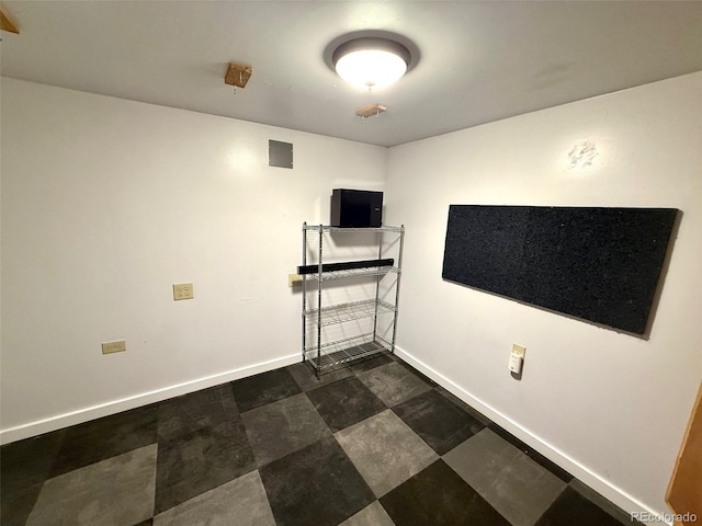 3259 W Hayward Pl, Denver, CO 80211 - unfurnished room with baseboards