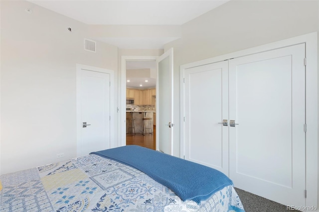 bedroom with a closet