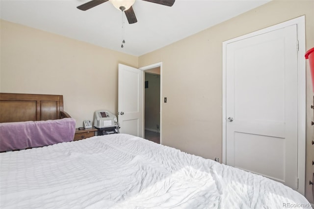 1975 Cody St, Lakewood, CO 80215 - bedroom featuring ceiling fan