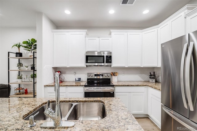 8935 E Nichols Pl, Centennial, CO 80112 - photo 11