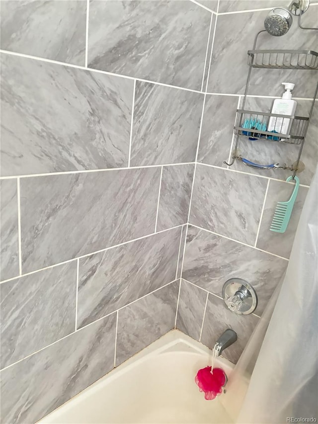 428 Prospect Ave, La Junta, CO 81050 - full bathroom with tub / shower combination