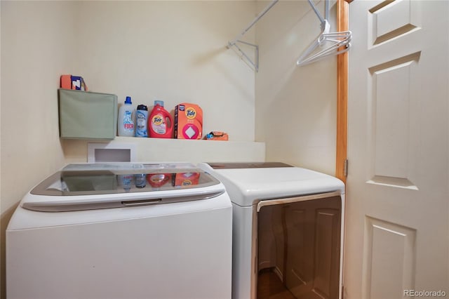 840 Obsidian Dr, Florissant, CO 80816 - laundry area with washing machine and dryer