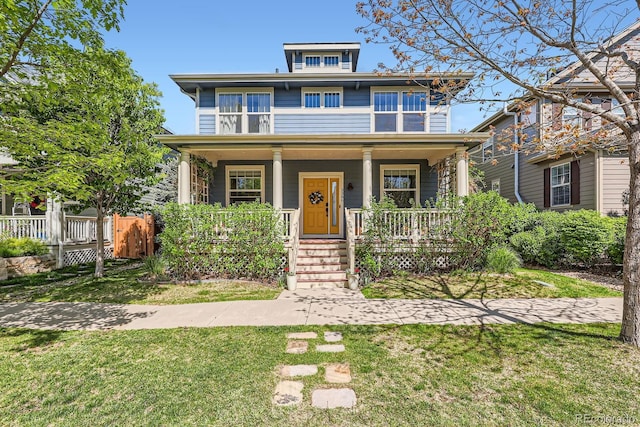 3386 Beeler Ct, Denver, CO 80238 - american foursquare style home featuring covered porch