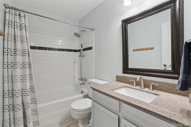 7305 S Xenia Cir Unit E, Centennial, CO 80112 - full bath featuring shower / bathtub combination with curtain and vanity