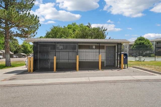 7305 S Xenia Cir Unit E, Centennial, CO 80112 - view of garage