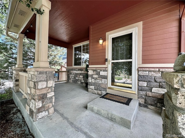 view of patio featuring covered porch