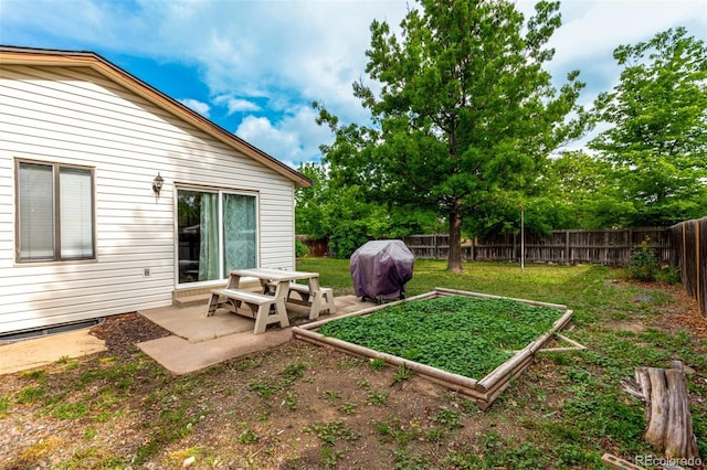 4520 E 112th Pl, Thornton, CO 80233 - view of yard featuring a patio area