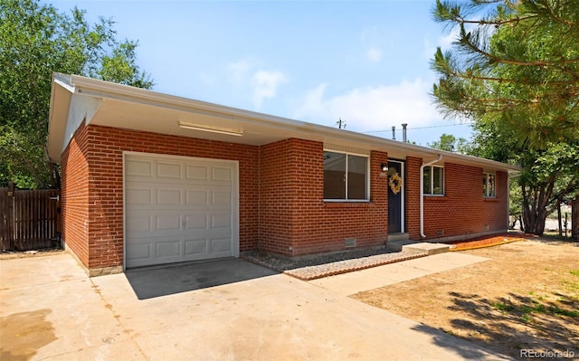 5993 Oneida St, Commerce City, CO 80022 - photo 1