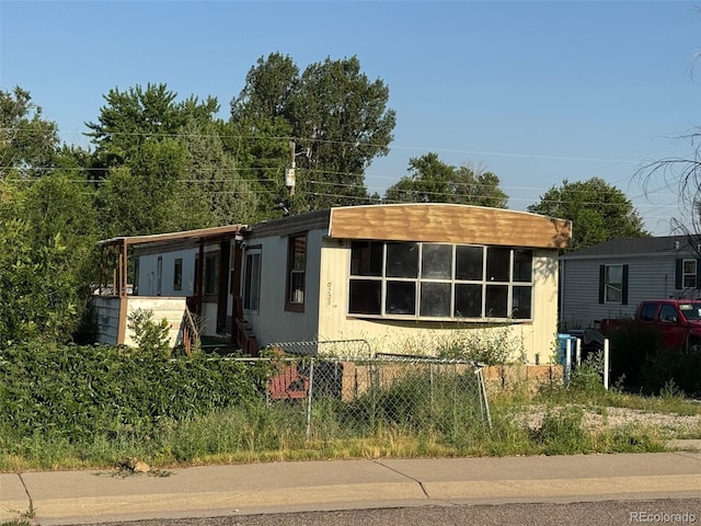 228 Elm St, Lochbuie, CO 80603 - photo 1