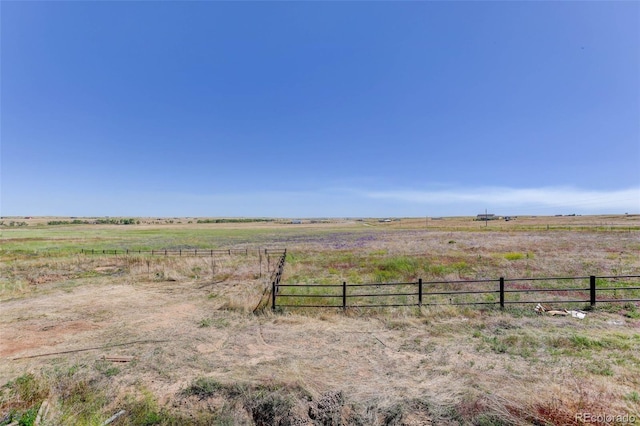 view of yard featuring a rural view