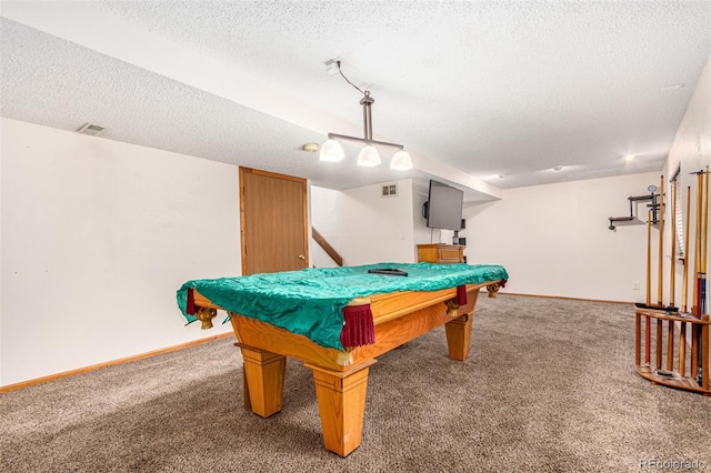 recreation room with visible vents, carpet floors, a textured ceiling, and billiards