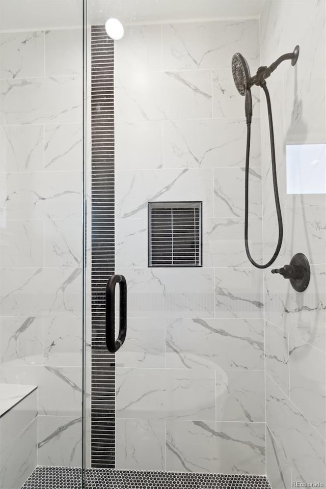 room details featuring walk in shower