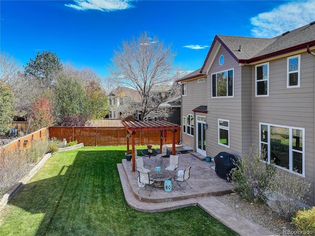 view of yard with a patio