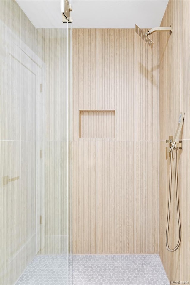 11762 W 34th Ave, Wheat Ridge, CO 80033 - bathroom featuring a stall shower