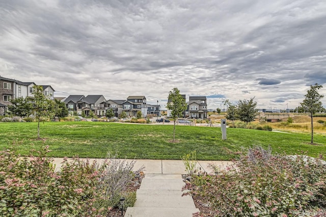 16546 Umatilla Pl, Broomfield, CO 80023 - view of property's community featuring a residential view and a yard