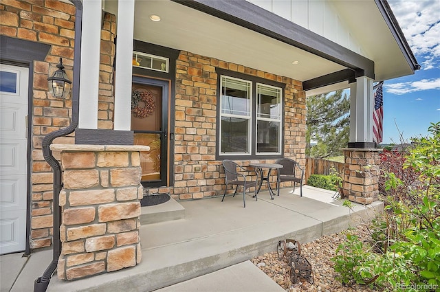 view of patio / terrace with covered porch