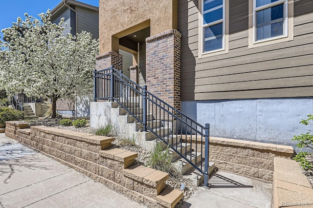 11323 Uptown Ave, Broomfield, CO 80021 - entrance to property with stucco siding