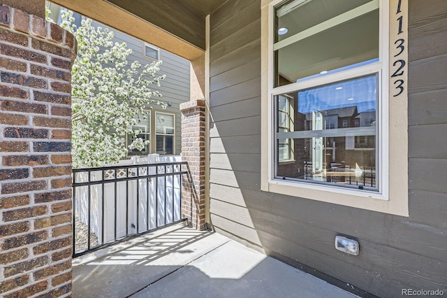11323 Uptown Ave, Broomfield, CO 80021 - balcony with a porch