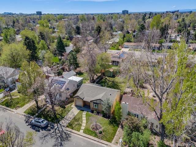 bird's eye view with a residential view