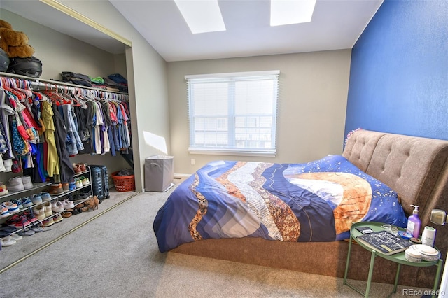 8022 S Columbine Ct, Centennial, CO 80122 - carpeted bedroom featuring a skylight and a closet
