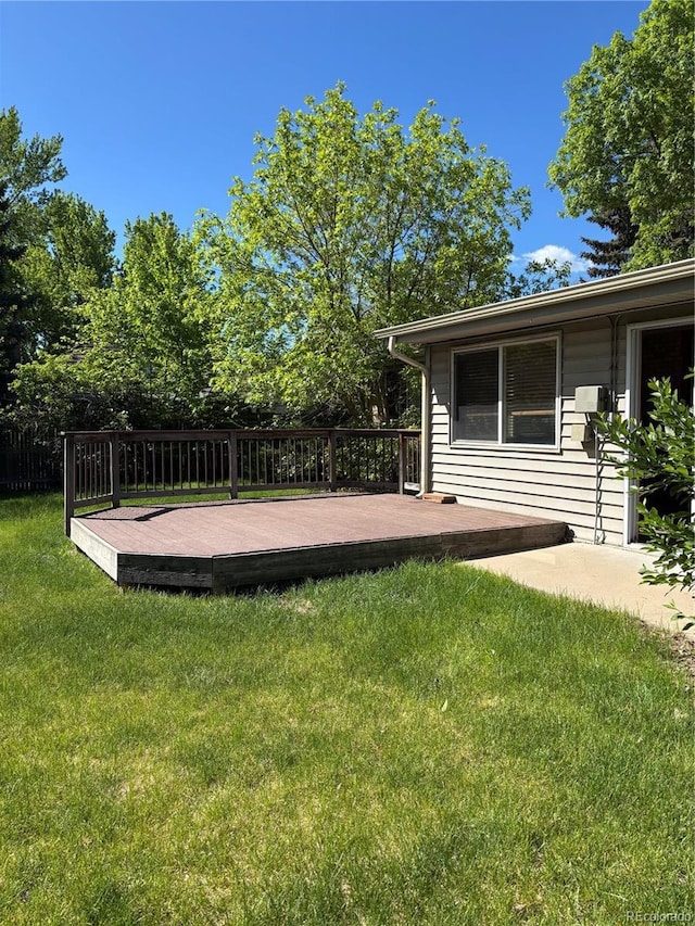 1602 S Lamar St, Lakewood, CO 80232 - view of yard with a deck