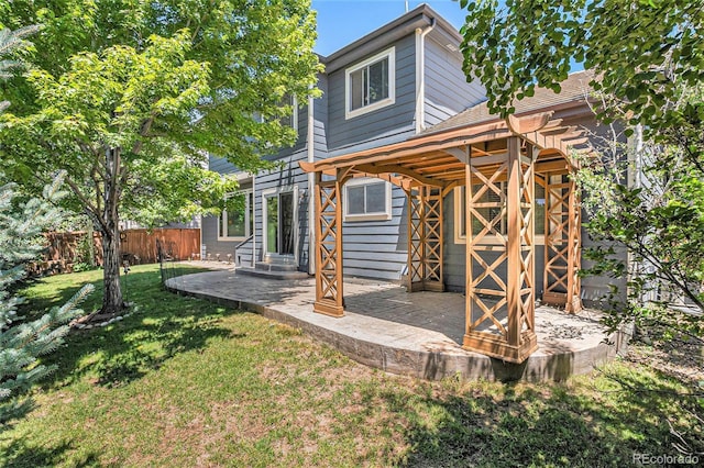 5569 S Helena St, Centennial, CO 80015 - back of property with a patio and entry steps
