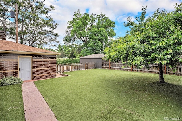 2526 W 39th Ave, Denver, CO 80211 - view of yard