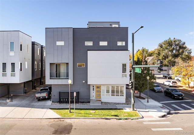 view of contemporary home