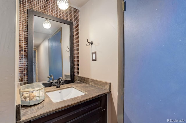 5332 W Roxbury Pl, Littleton, CO 80128 - bathroom with vanity