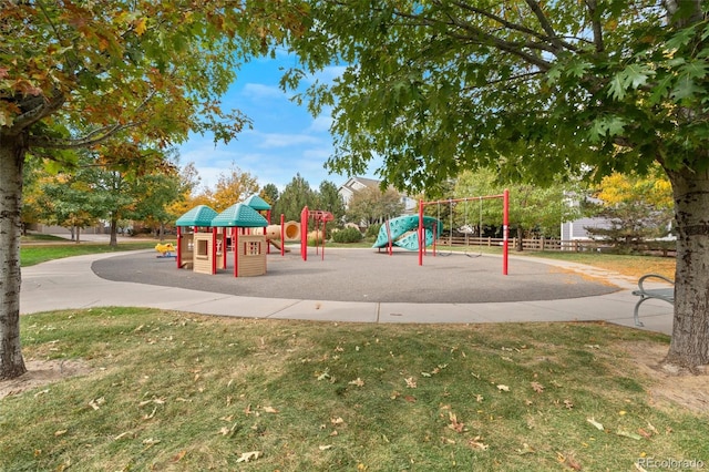 view of jungle gym featuring a yard