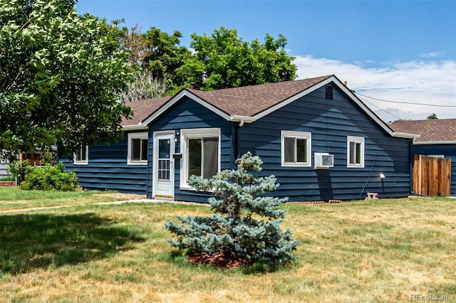 1000 Worchester St, Aurora, CO 80011 - single story home featuring roof with shingles