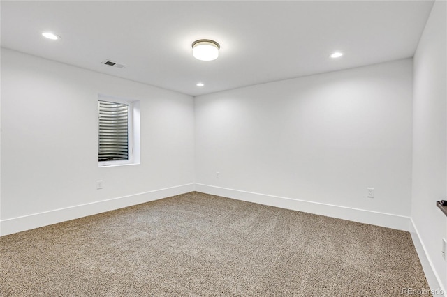 view of carpeted spare room