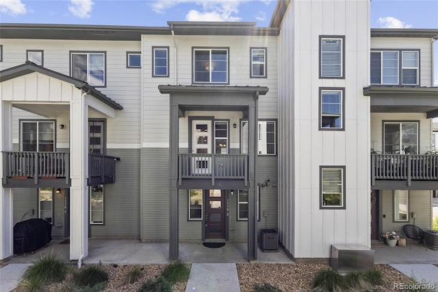 1330 Independence St Unit 2, Lakewood, CO 80215 - view of property with board and batten siding