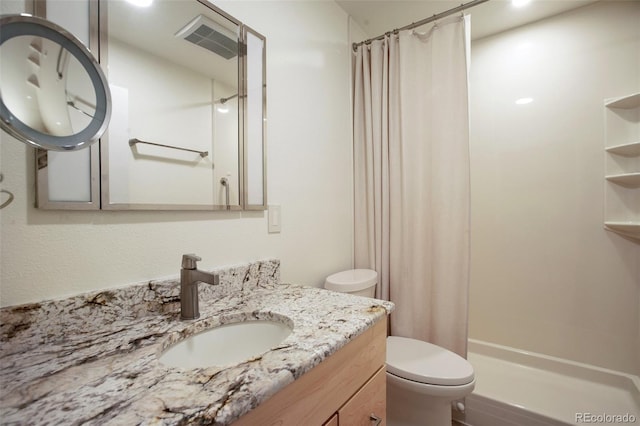 13365 Meadow Glen Ln, Colorado Springs, CO 80908 - bathroom with a shower with curtain and vanity