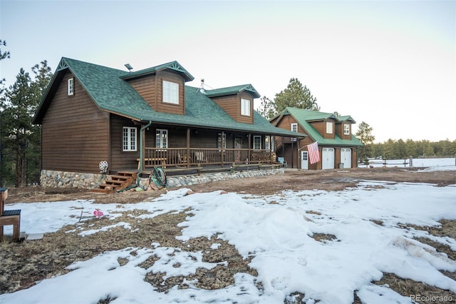 view of front of property with covered porch