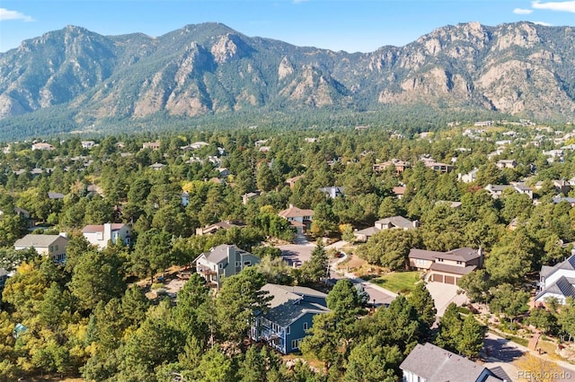 bird's eye view featuring a mountain view