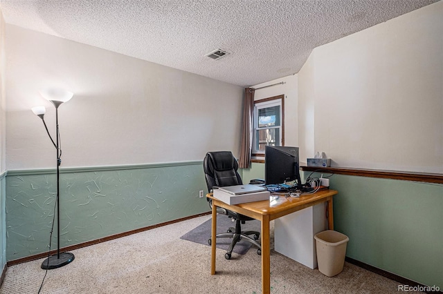 16724 E Hialeah Ave, Centennial, CO 80015 - carpeted office space with a textured ceiling and baseboards