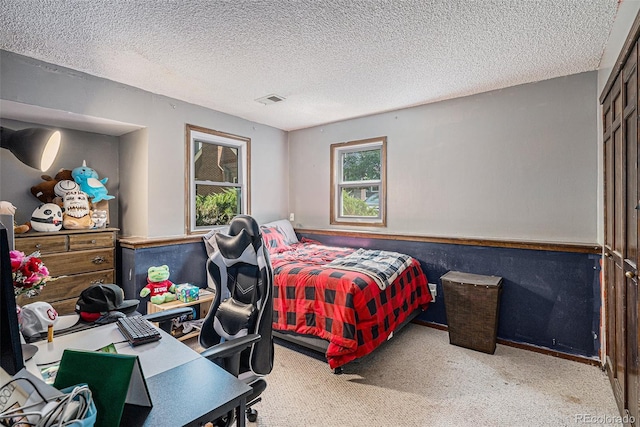 16724 E Hialeah Ave, Centennial, CO 80015 - bedroom with carpet flooring and a textured ceiling
