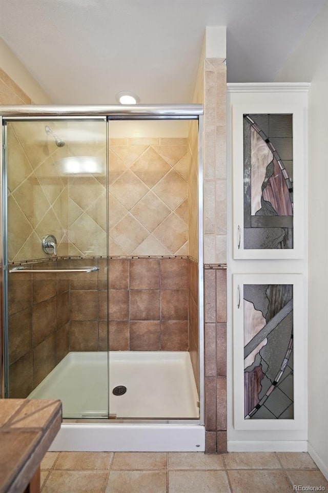 1370 S Hudson St, Denver, CO 80222 - bathroom featuring a stall shower