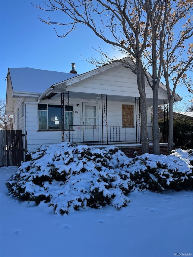 view of front of house featuring covered porch