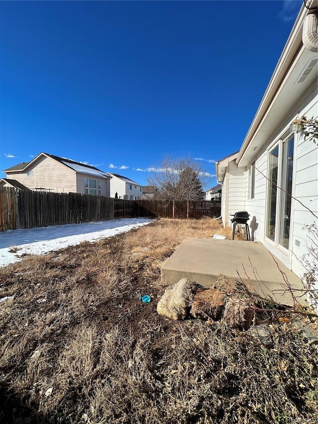 view of yard with a patio area