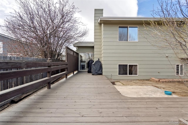 deck featuring fence