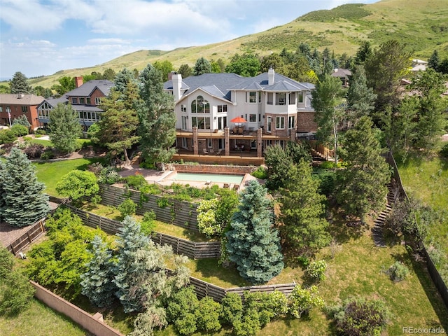 bird's eye view with a mountain view