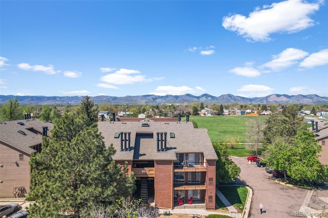 view from above of property featuring mountains