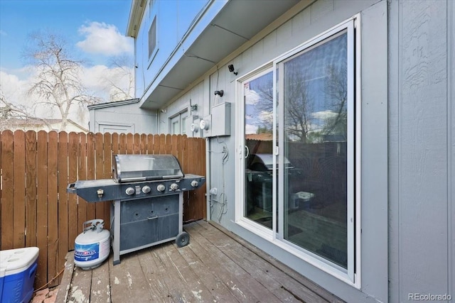 4058 Baytown Dr, Colorado Springs, CO 80916 - wooden terrace with fence