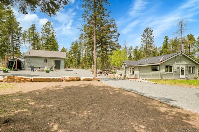 10887 Goodheart Ave, Conifer, CO 80433 - view of yard featuring a patio area