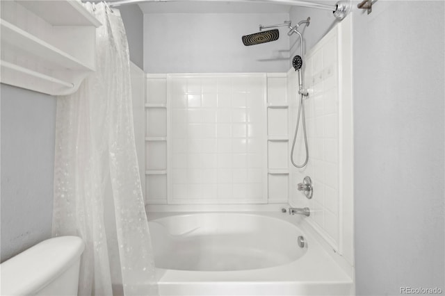 1160 S Fultondale Ct, Aurora, CO 80018 - full bathroom featuring shower / bath combo and toilet