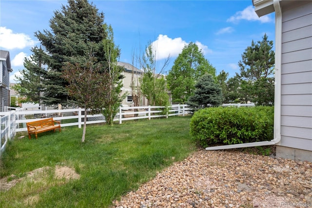 1160 S Fultondale Ct, Aurora, CO 80018 - view of yard