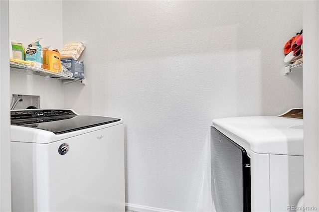 17442 Nature Walk Trl Unit 105, Parker, CO 80134 - laundry area featuring separate washer and dryer